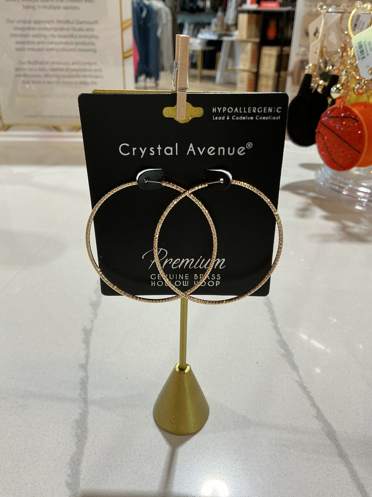 Crystal Avenue Hoop