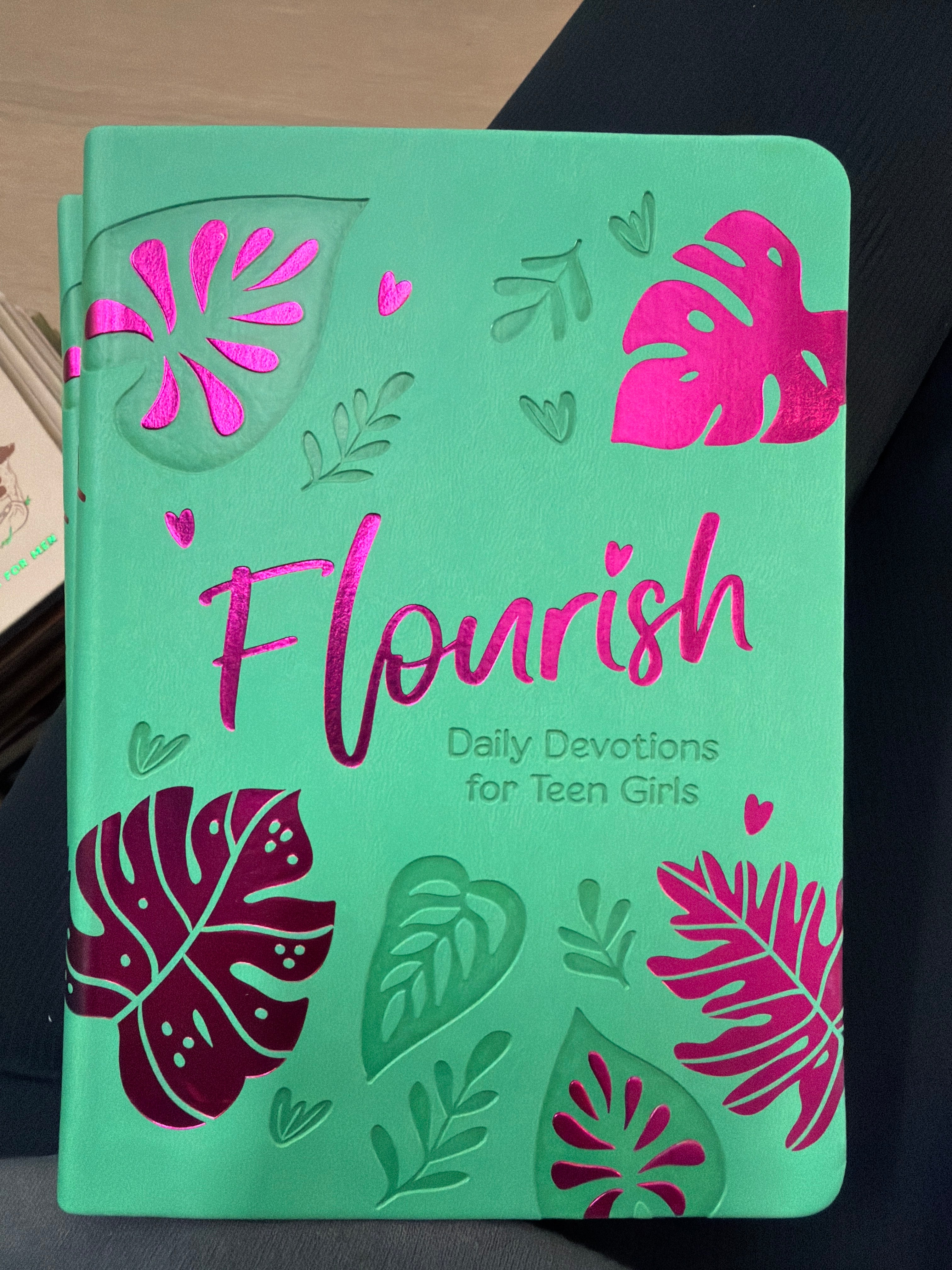 Flourish Daily Devotions for Teen Girls