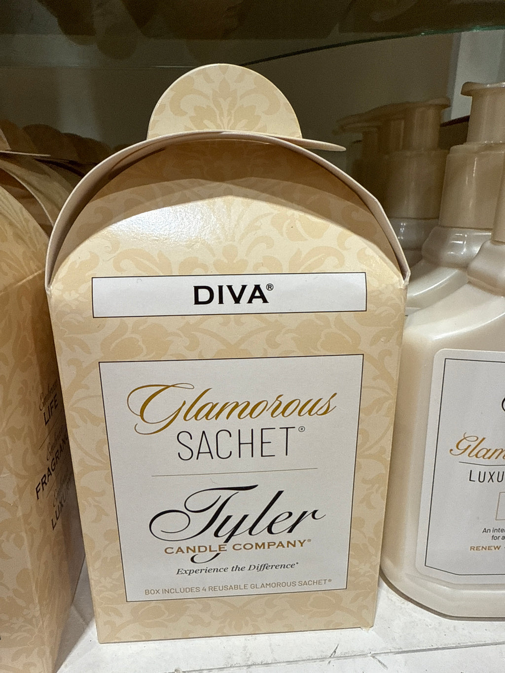 Tyler Glamorous Sachet