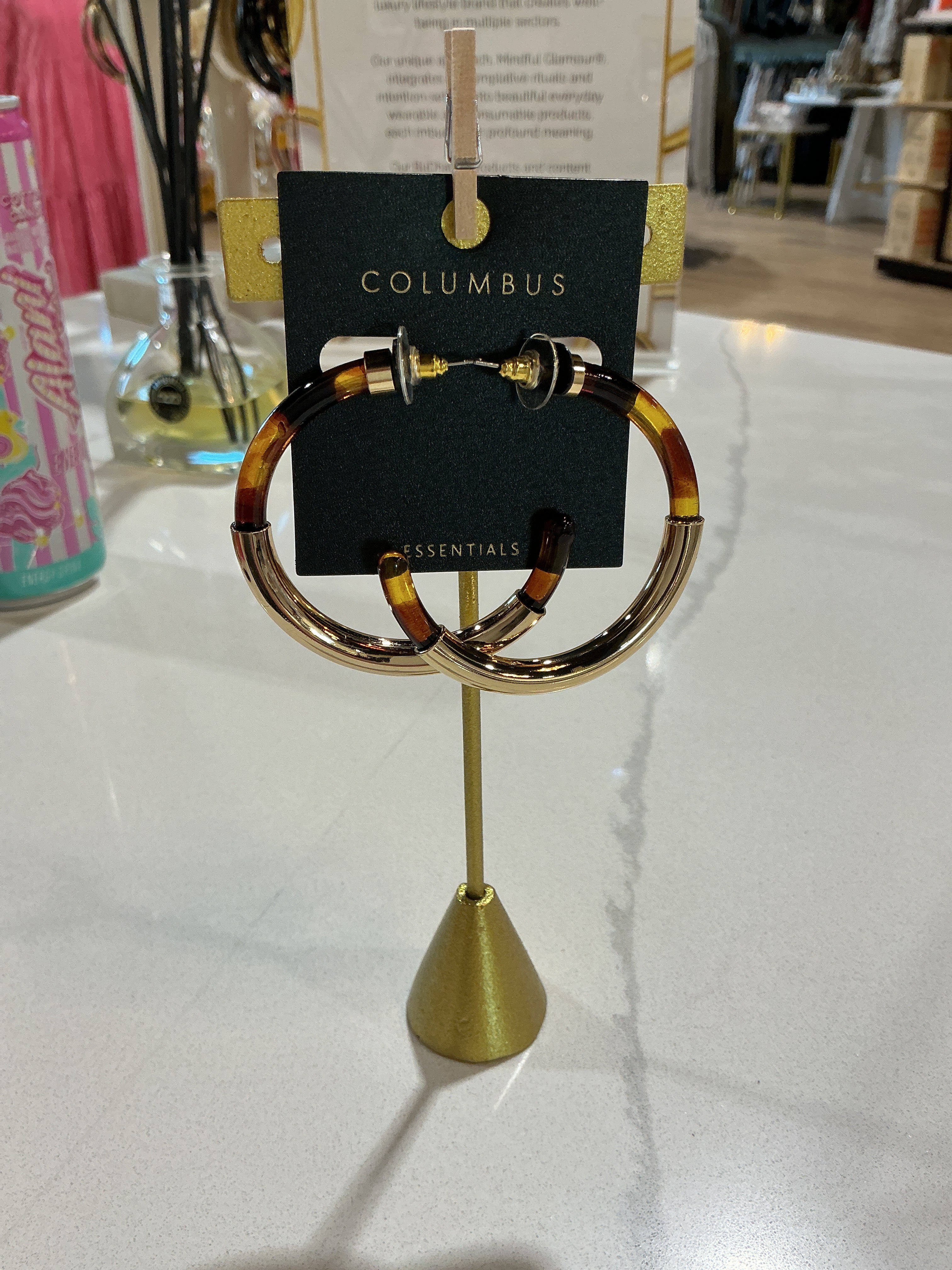 Half tortoise hoop