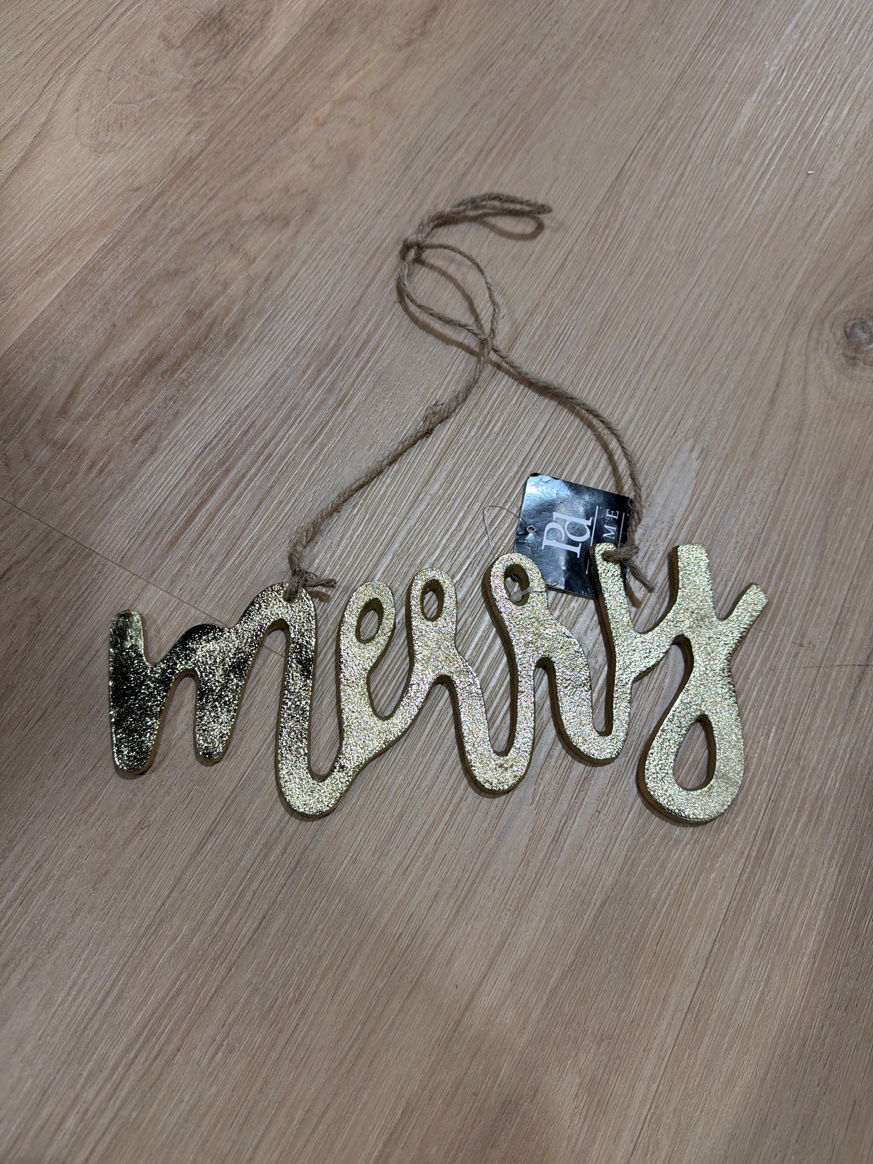 Gold Merry Hanger