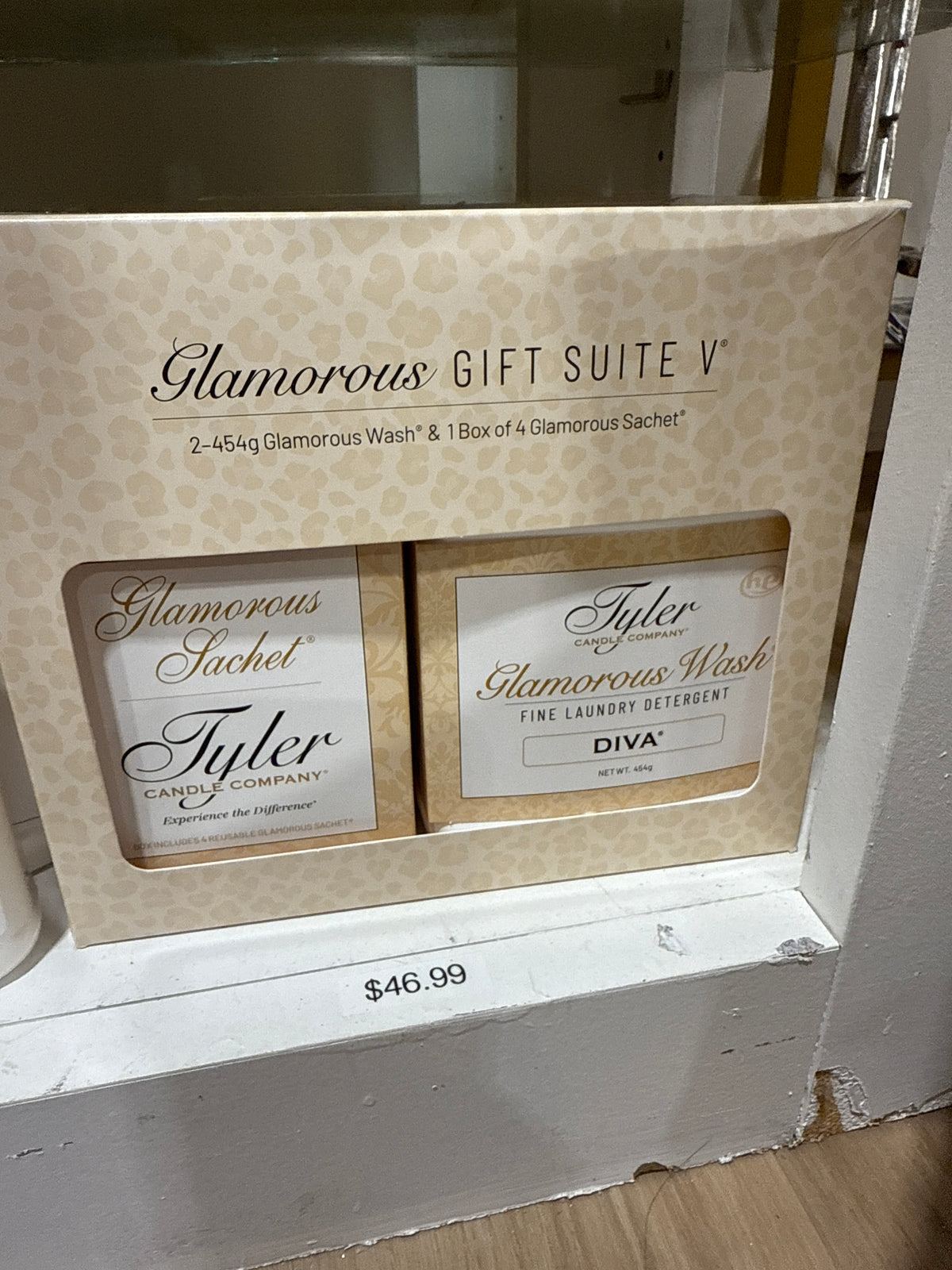 Tyler Glamorous Gift Suite V