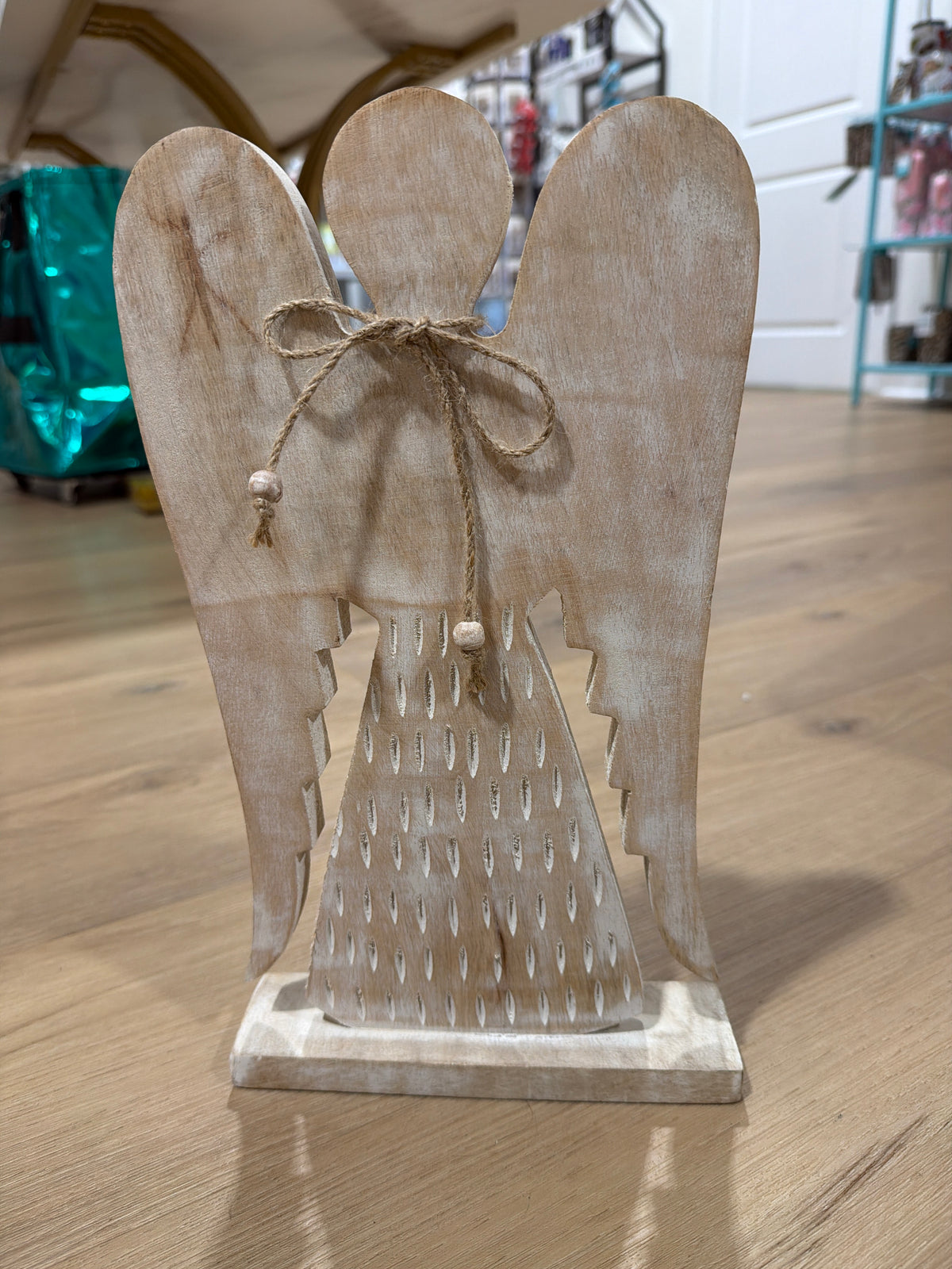 Wooden Angel Sitter