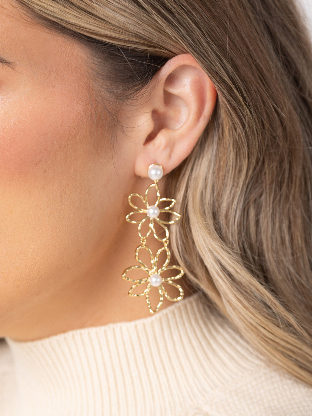 Payton Flower Earrings