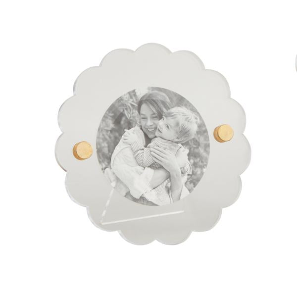 ROUND SCALLOP ACRYLIC FRAME