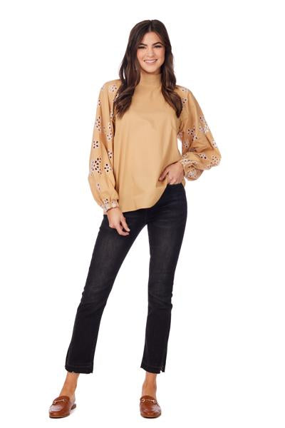EMILIA EYELET TOP