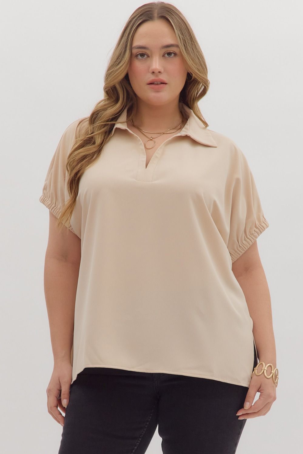 Solid short sleeve split collar side slit hem top