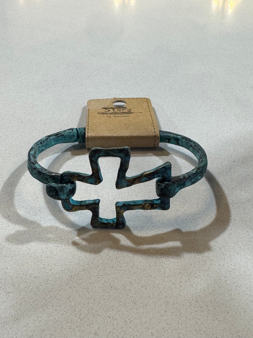 Cross hinged bracelet